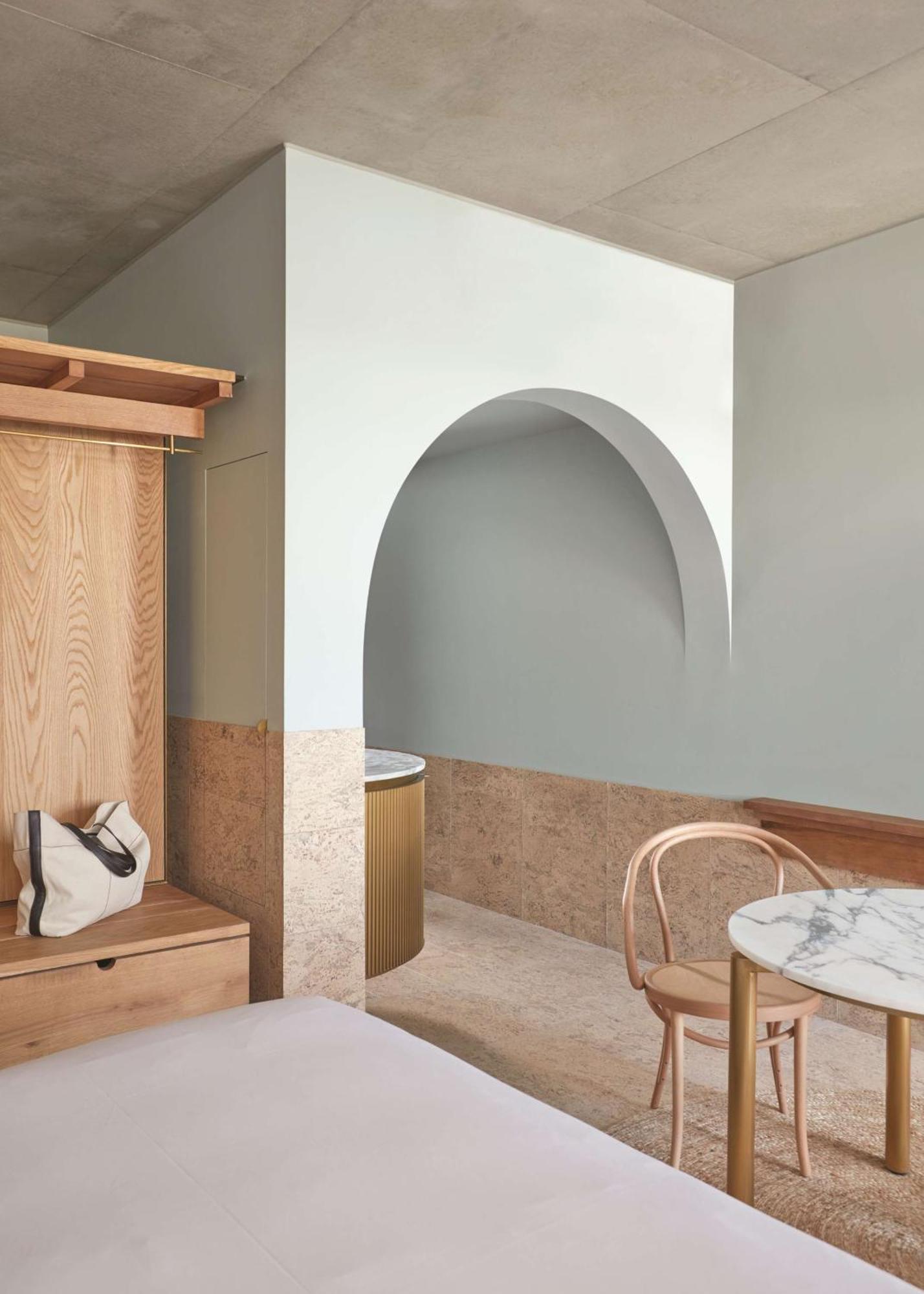 卡利尔酒店 布里斯班 外观 照片 A modern archway