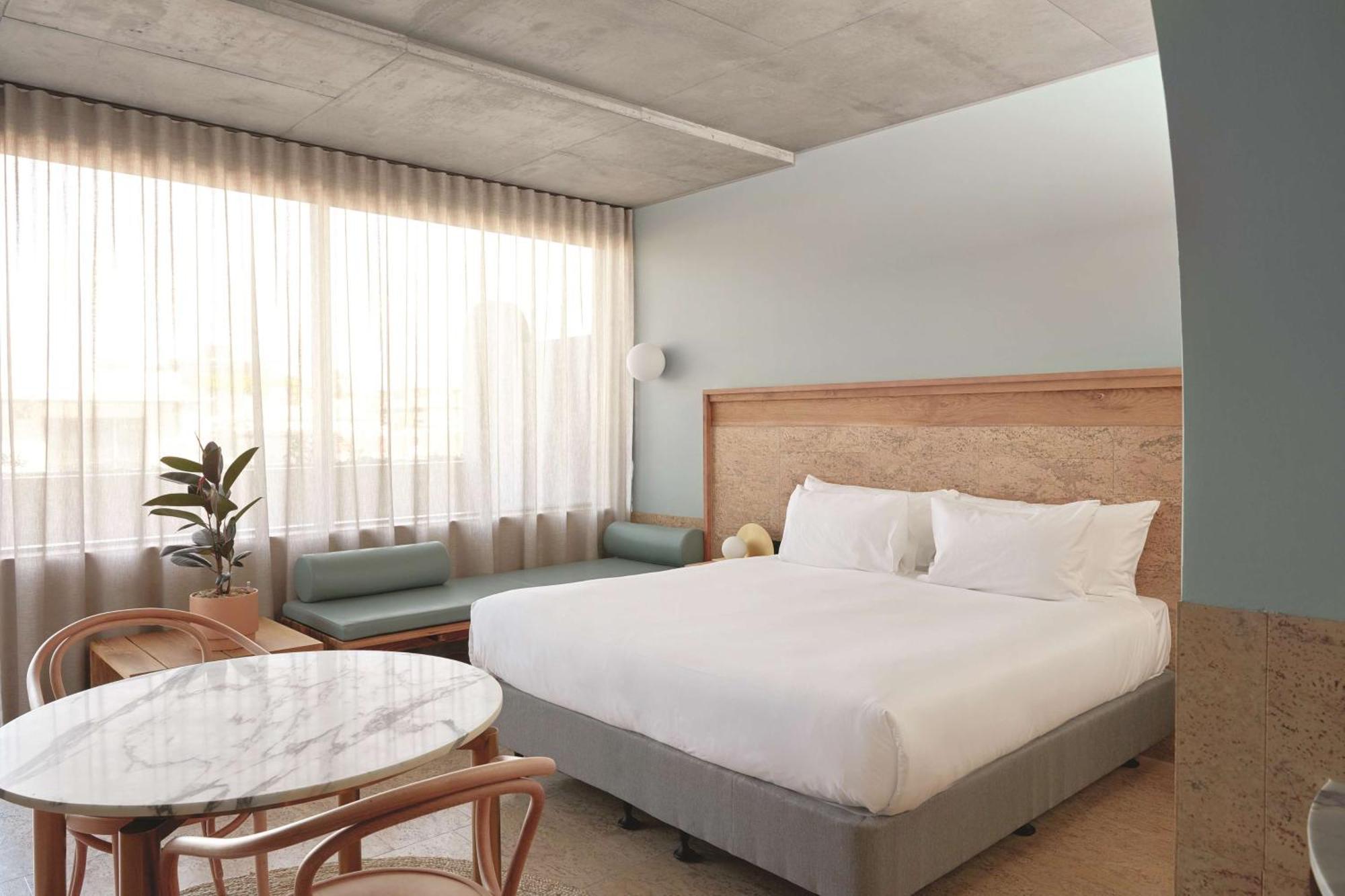 卡利尔酒店 布里斯班 外观 照片 A room at the hotel